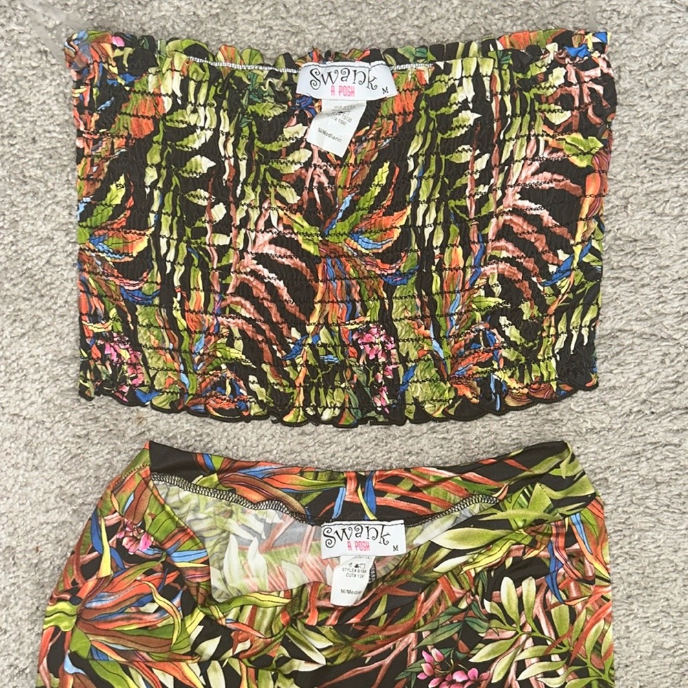 Tropical 2 Piece Set 🌴🌺🍹